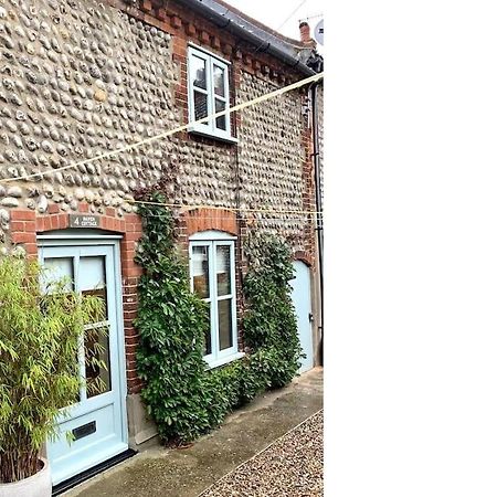 Haven Cottage, Golden Square クロマー エクステリア 写真